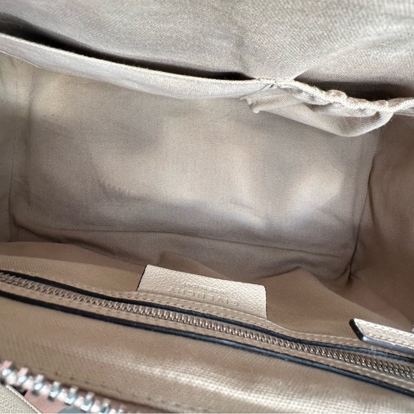 Givenchy Antigona Medium Cream - Picture 5 of 16